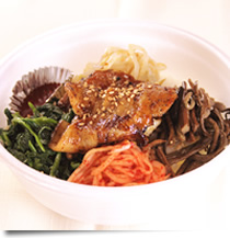 豚ピビンパ丼